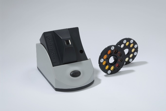 Comparator 2000